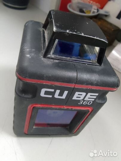 Лазерный уровень cube