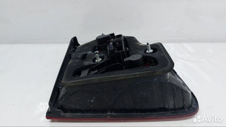 Фонарь задний правый Volkswagen Touareg 7L 3.6