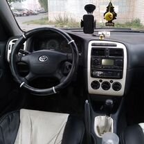 Toyota Avensis 1.8 MT, 2001, 365 018 км, с пробегом, цена 130 000 руб.