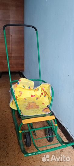 Санки на колесах с сидушкой