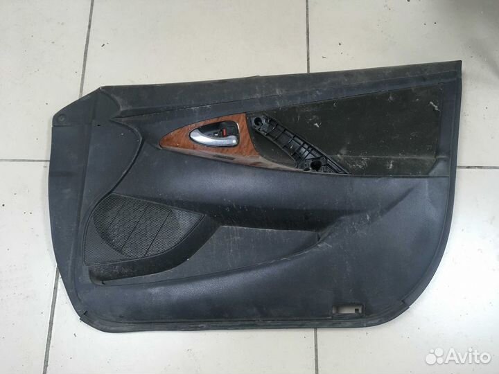 Обшивка двери Toyota Camry V40 дефект