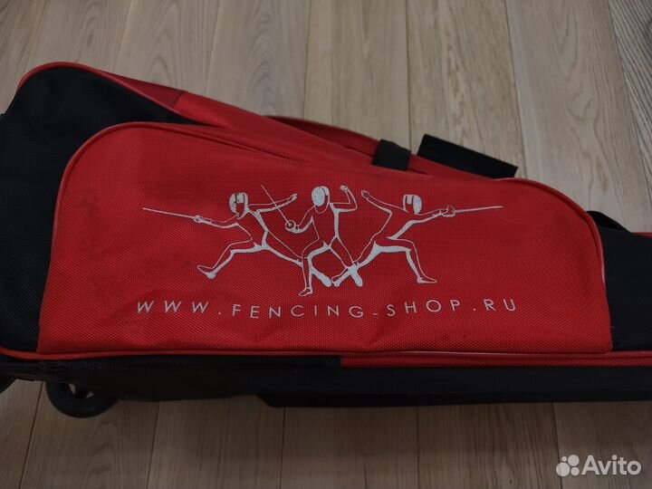 Сумка для фехтования на колесах