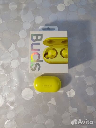 Наушники samsung galaxy buds