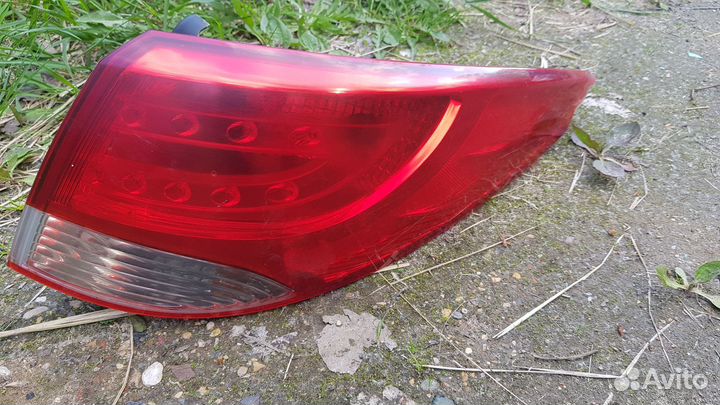 Фонарь задний правый hyundai ix35