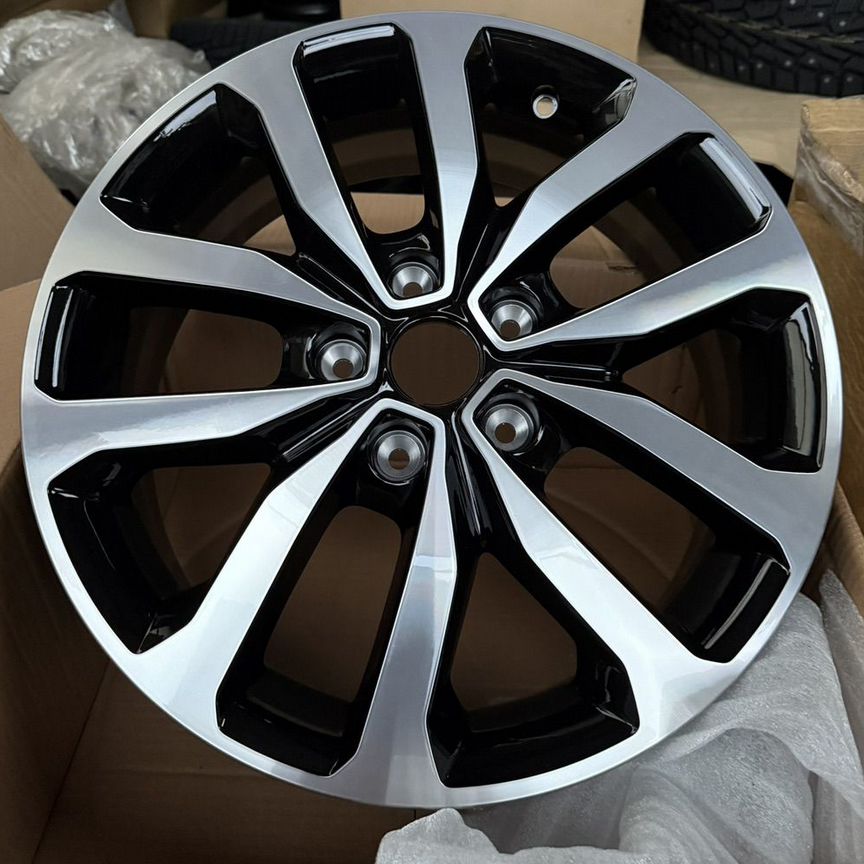 Литые диски Renault 6.5×R17 5×114.3