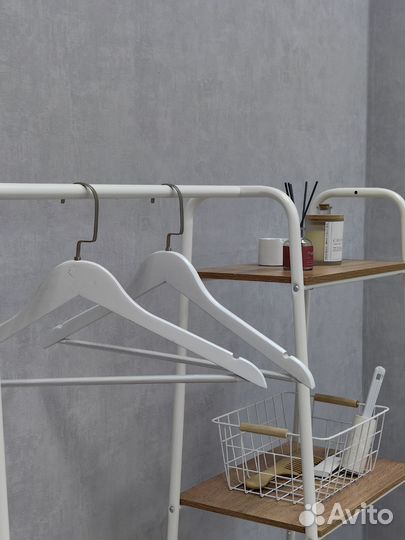 Вешалки плечики для одежды деревянные новые