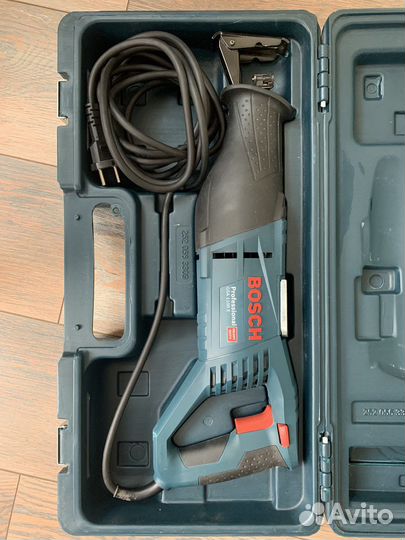 Сабельная пила bosch 1100Е
