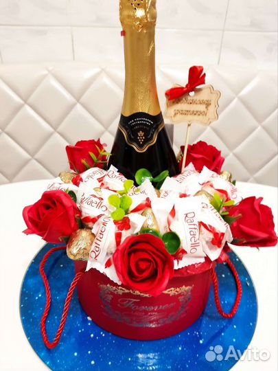 Вкусные подарки и букеты