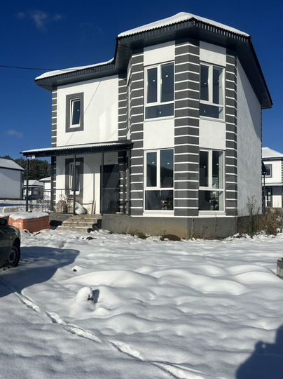 Коттедж 145 м² на участке 8 сот.