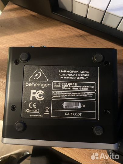 Внешняя звуковая карта behringer u phoria um2