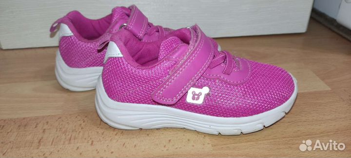 Кроссовки для девочки