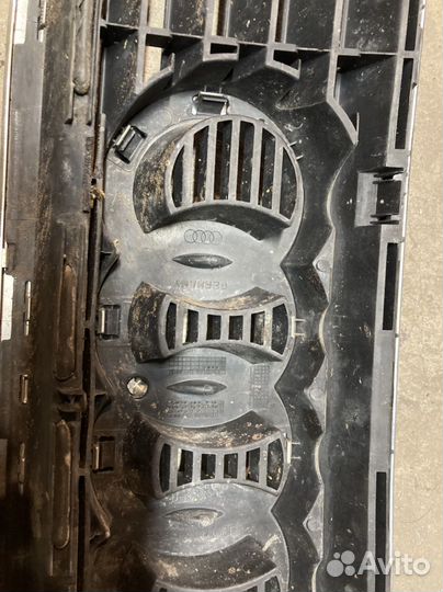 Решетка радиатора Audi A6 c5
