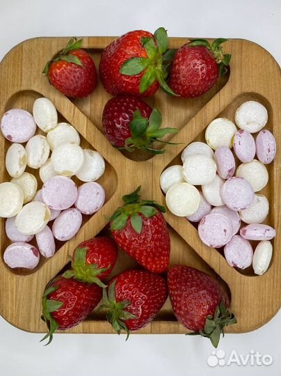 Менажница деревянная 4 секции