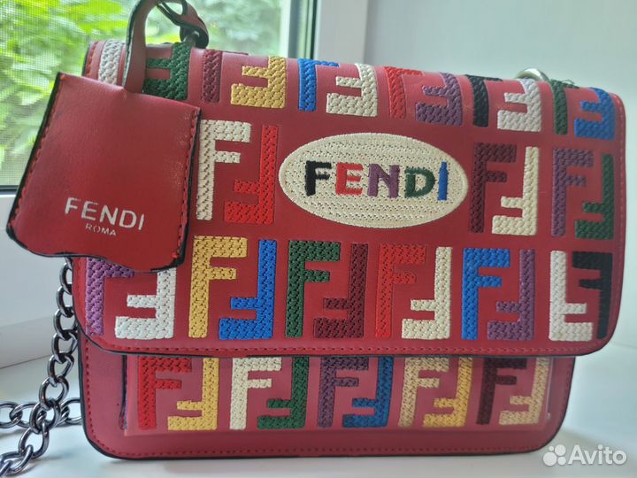 Женская сумка Fendi