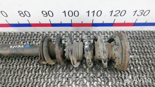 Стойка передняя левая mitsubishi pajero 4 (XNI19K5