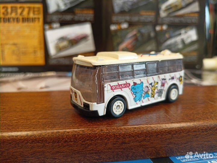 Mitsubishi fuso tomica