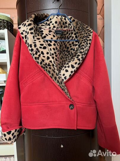 Легкая куртка жакет женская