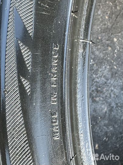 Bridgestone Blizzak LM-32 225/40 R18