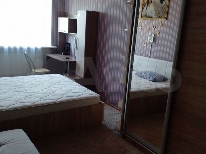 Комната 30 м² в 6-к., 1/2 эт.