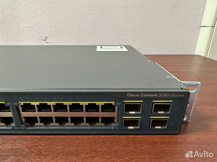 Коммутатор Cisco WS-C3560V2-48TS-S