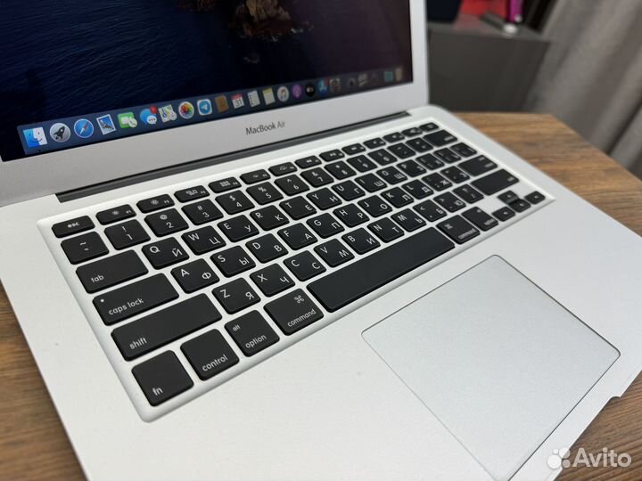 Apple MacBook Air 13 2010 128Gb