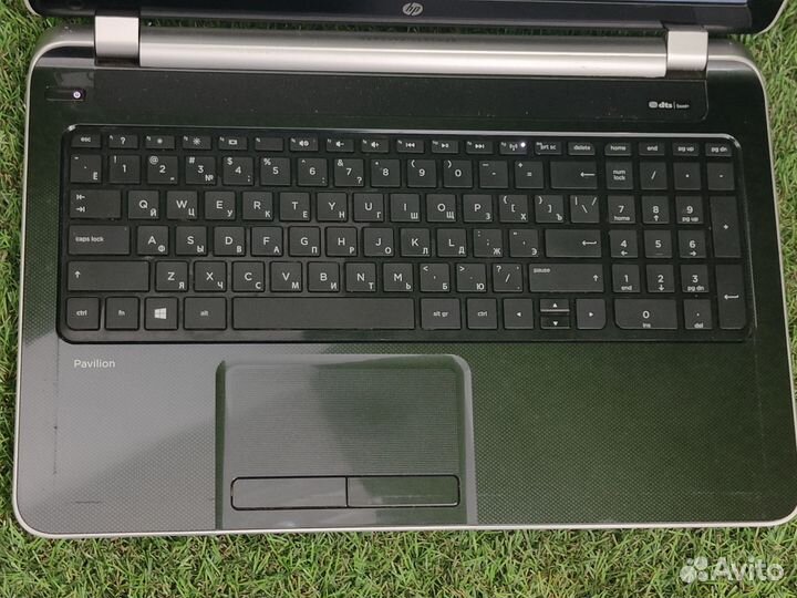 Ноутбук HP Pavilion 15-n207sr (вш)