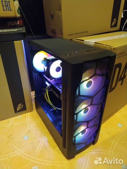 Продаю абсолютно новый игровой 