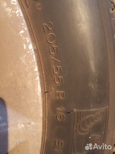 Колесо с диском форд и колпаки оригинал