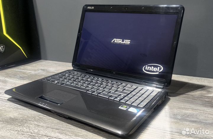 Ноутбук asus