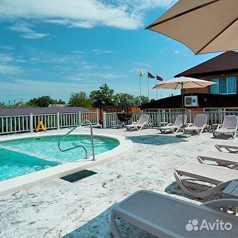 Отдых с проживанием на базе с горячим бассейном