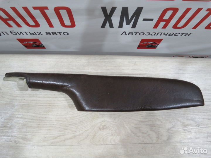 Накладка подлокотника Toyota Camry 50