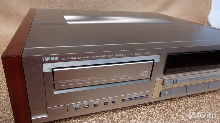 Yamaha CDX-2000