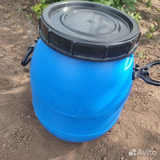 Бочка пластиковая пищевая 40 л, из под воды