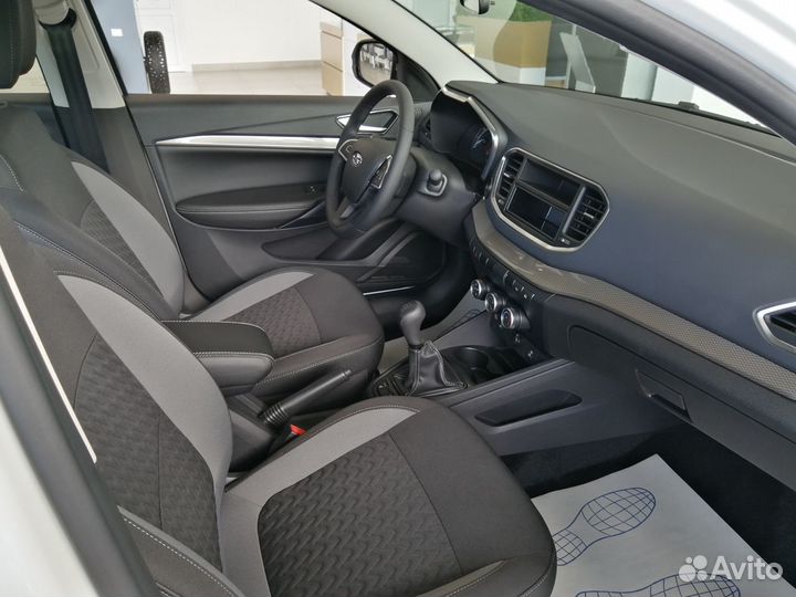 LADA Vesta 1.6 МТ, 2023