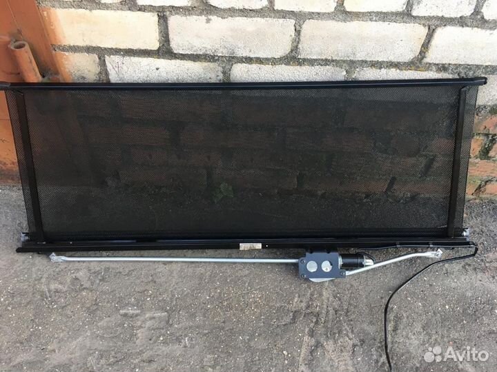 Солнцезащитная задняя шторка BMW