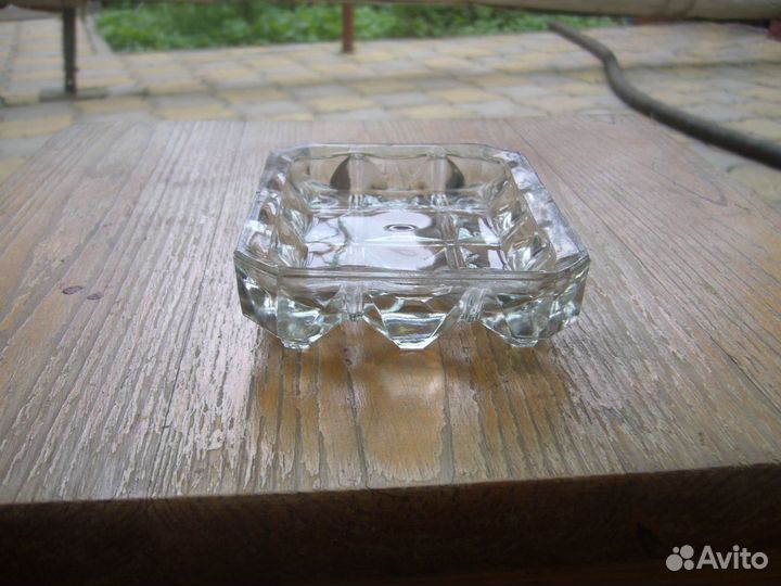 Хрустальная пепельница