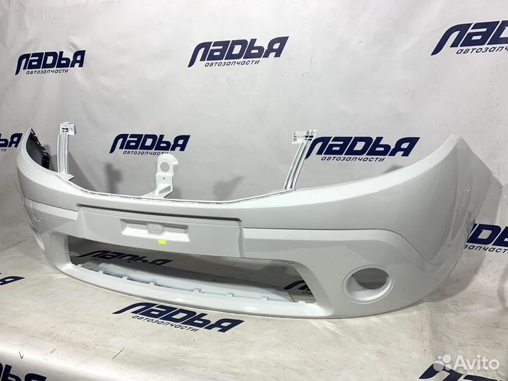 Бампер Renault Sandero(08-13) передний Белый лед 3