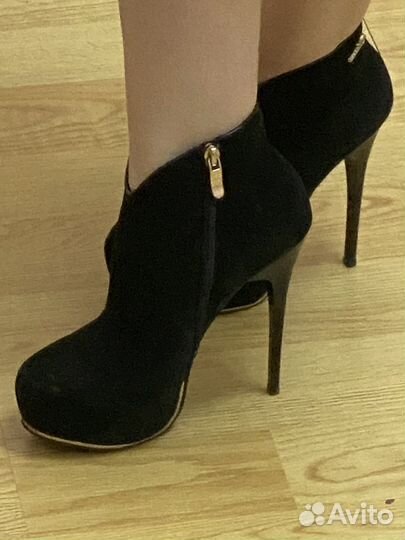 Полуботинки черные женские