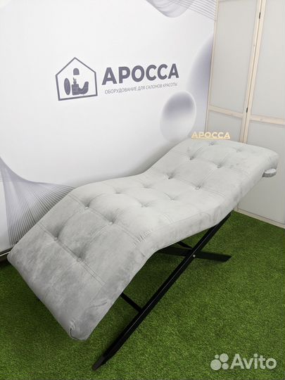 Анатомическая кушетка для наращивания ресниц