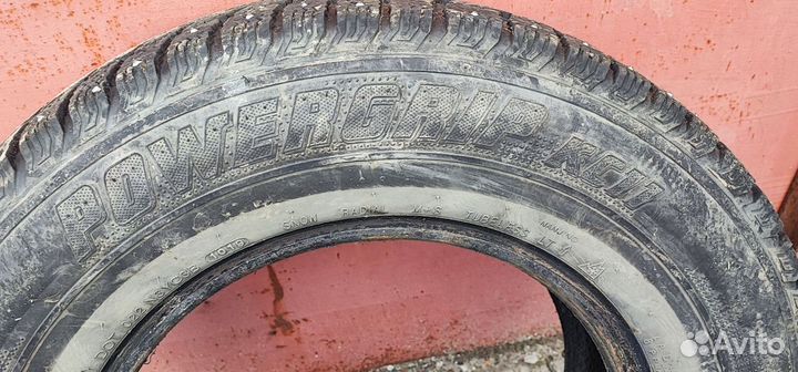 Kumho Power Grip KC11 215/70 R15 C