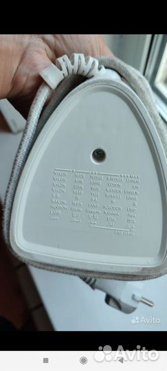 Утюг Philips 2000 v