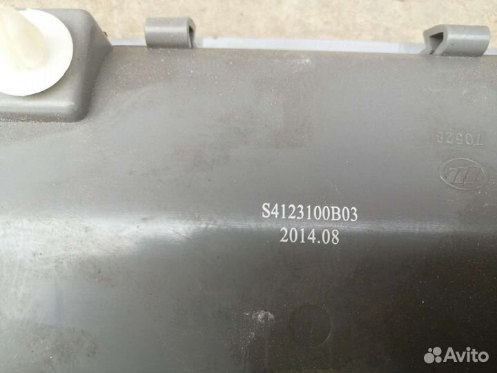 Плафон салона с подочечником Lifan X60