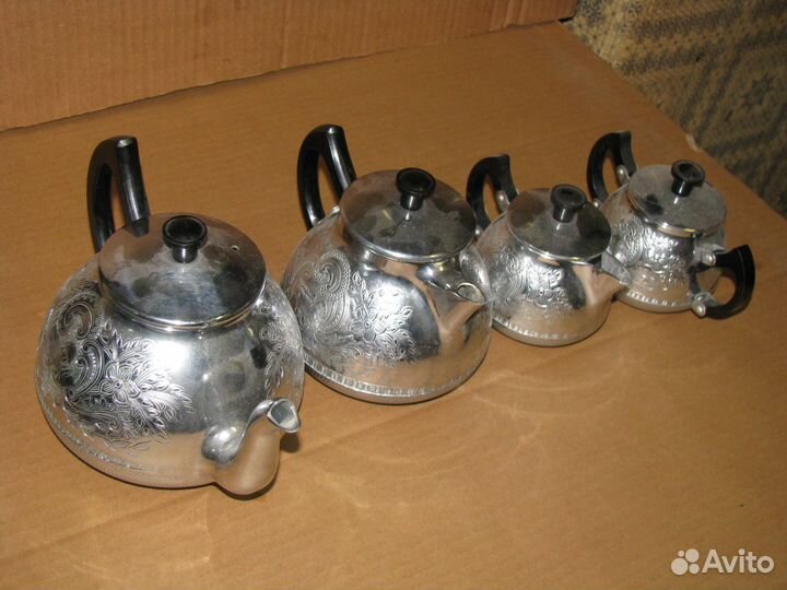 Чайно-кофейный сервиз 4 предмета родом из СССР
