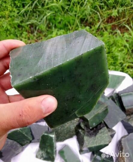 Камни для бани нефрит