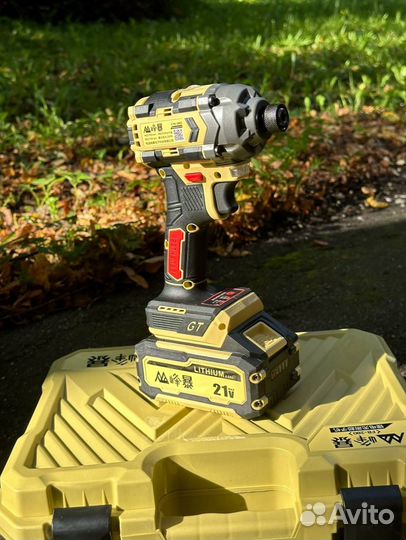 Бесщеточный шуруповерт винтоверт импакт оригинал