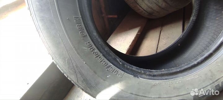 Kumho Solus KH15 215/65 R16 98H