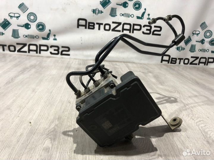 Блок abs Ford Focus 3 pnda 2011