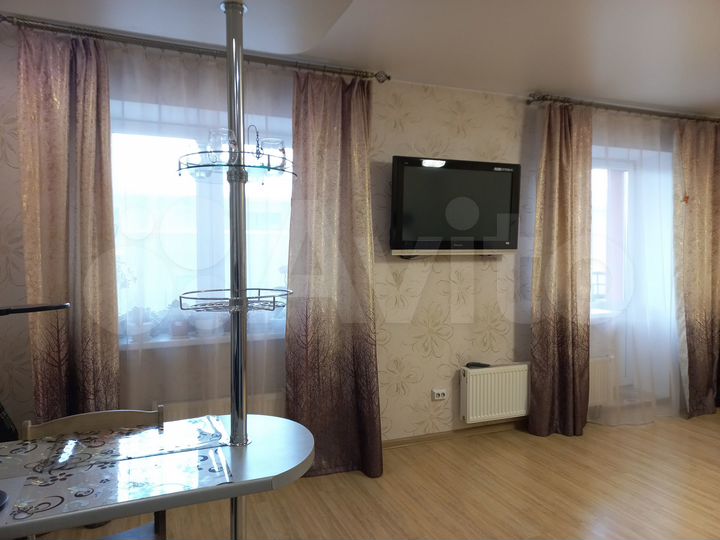 3-к. квартира, 90 м², 2/16 эт.