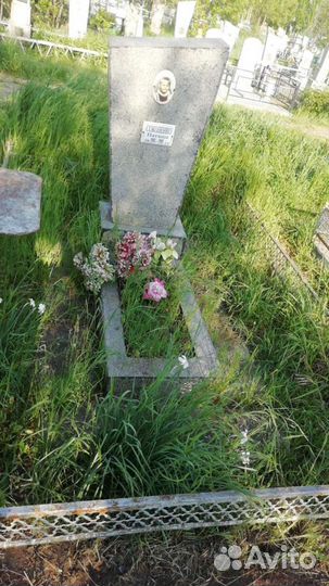 Уборка могил