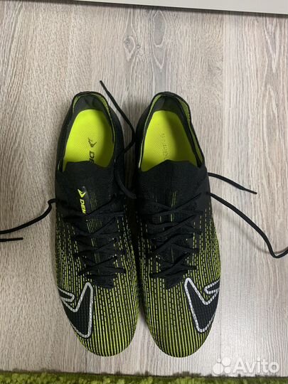 Футбольные бутсы demix